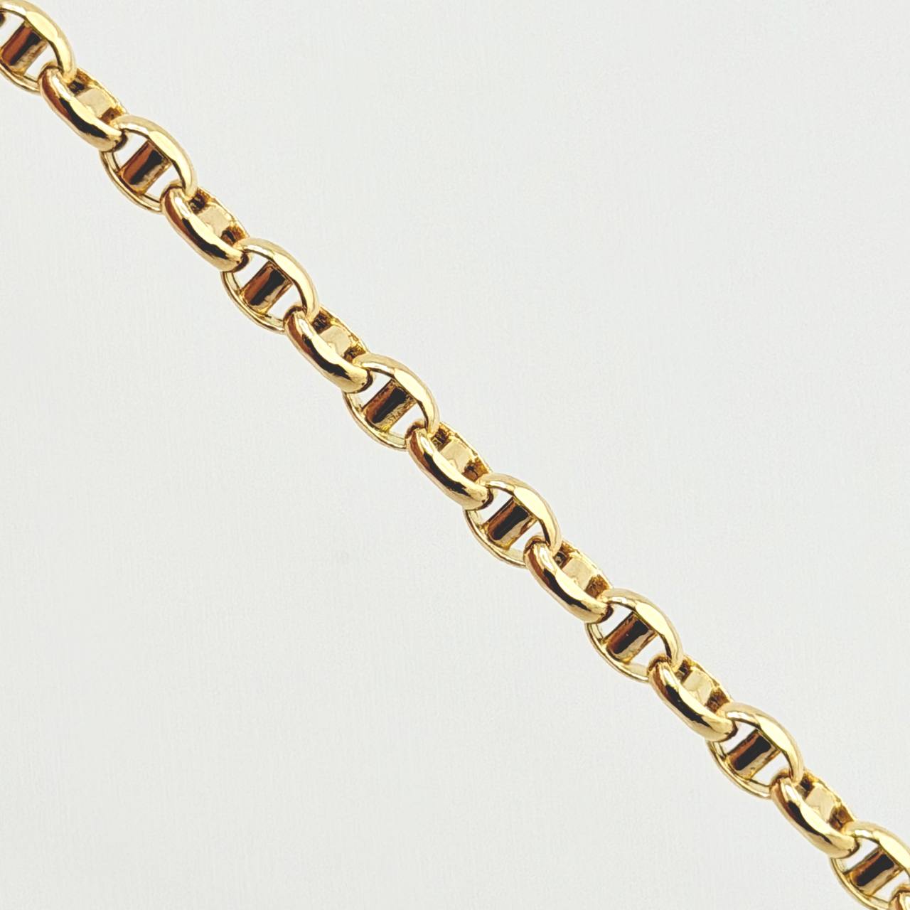Flat Mariner Bracelet Volga 3.65gr / 7 3/4 in / 3.7mm Yellow Gold +3 18K *