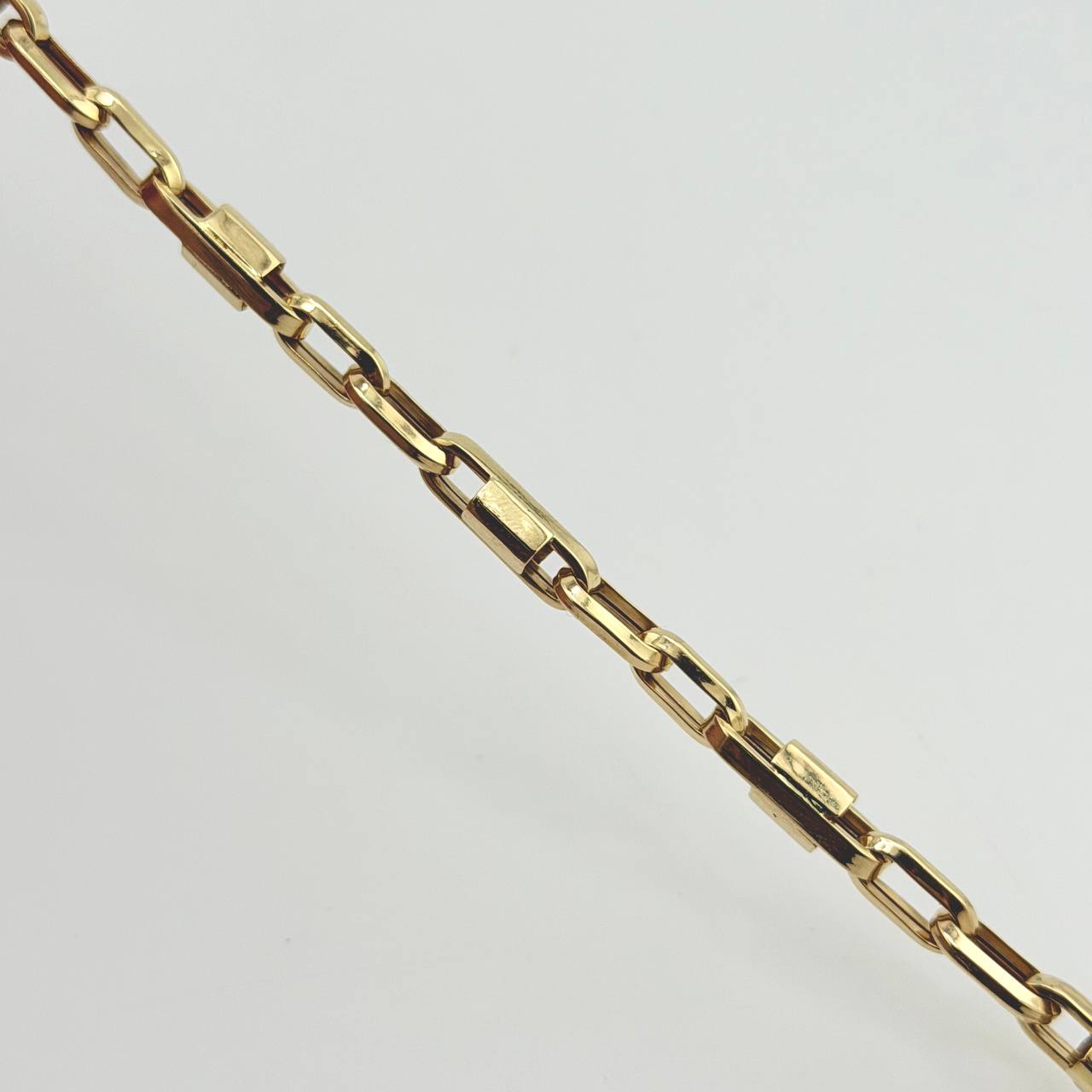 Pulso Rustico 6.85gr / 8 1/2 in / 4.5mm Oro Amarillo 18K *