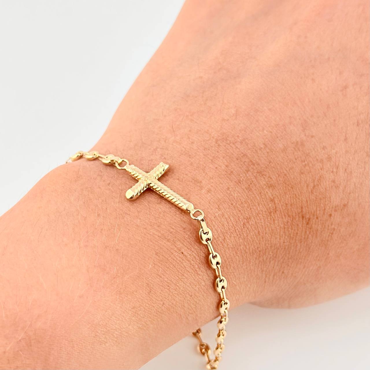 Bracelet Gc Charm Striped Cross 2.6 g / 7 3/4 in / 3.2 mm Yellow Gold 18K