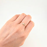 Cursive Spark Ring 0.85 g / T7 3/4 Yellow Gold 18K