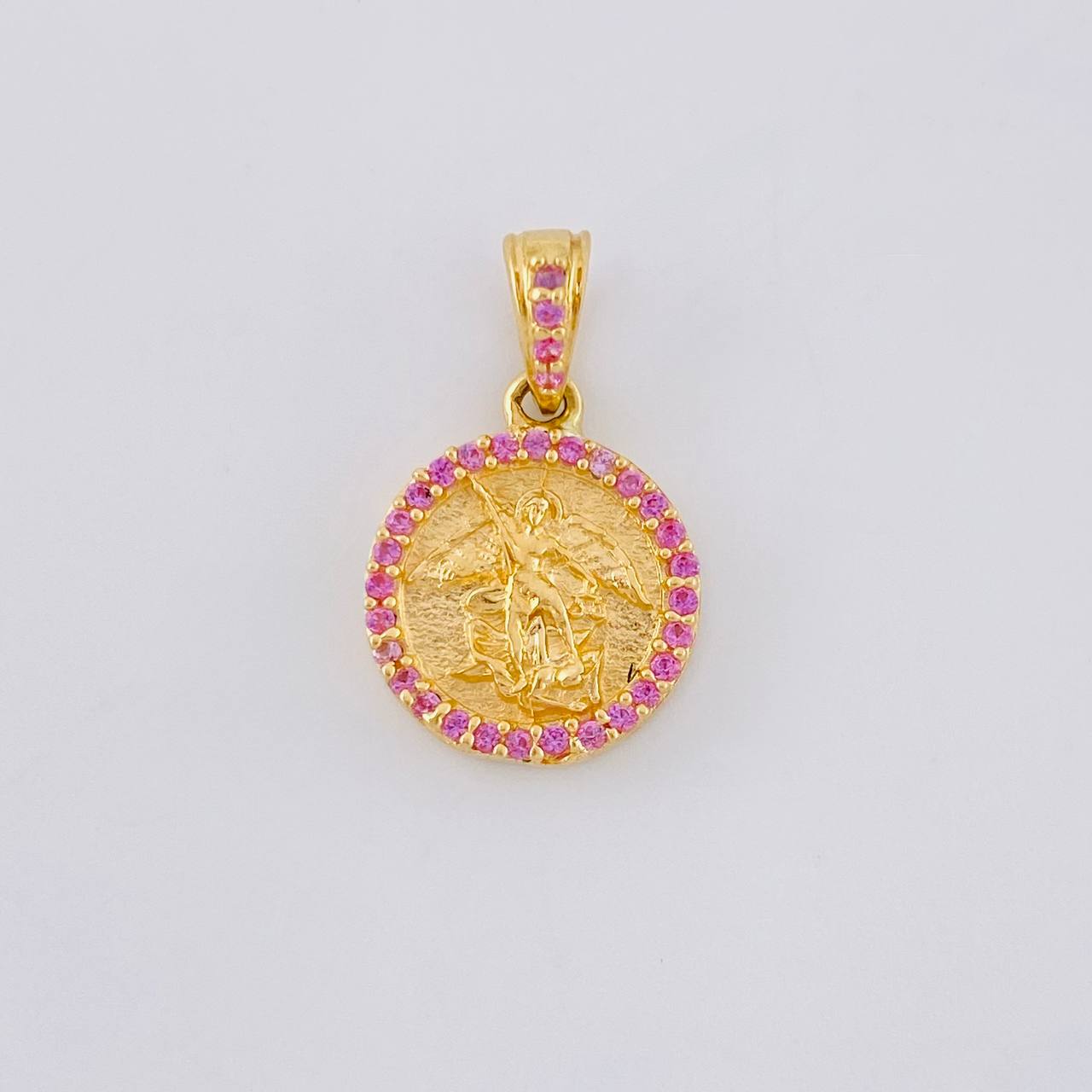 Dije Medalla San Miguel 1.95 g / 3/4 in Oro Amarillo 18K