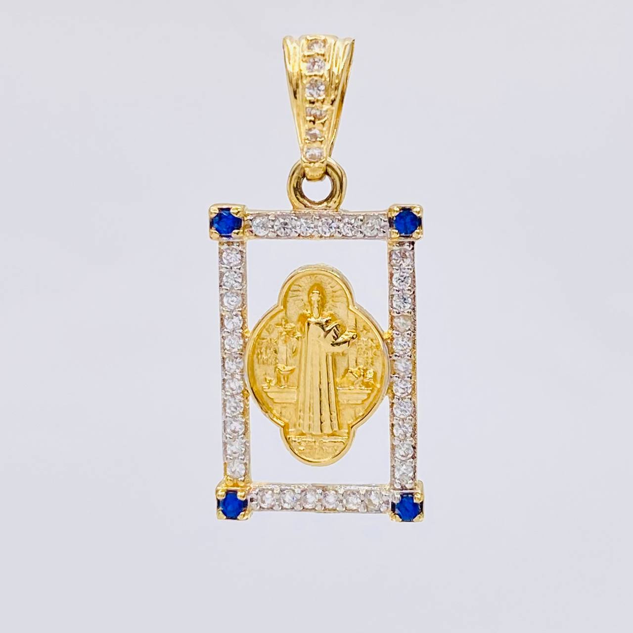 Pendant Frame Saint Benedict 2.35 g / 1 in Yellow Gold 18K
