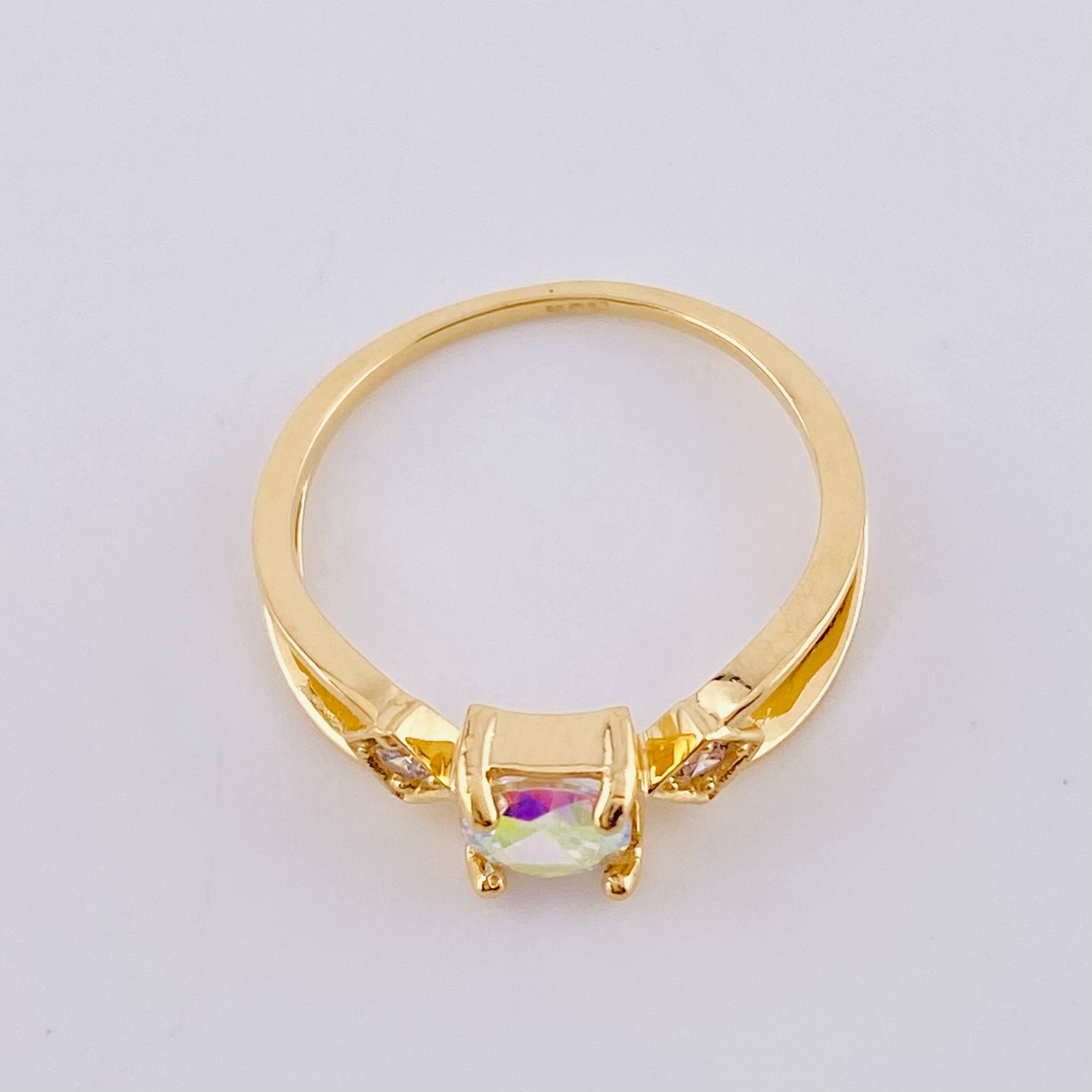 Solitaire Ring with Side Rhombuses 1.95 g / T5 3/4 Yellow Gold 18K