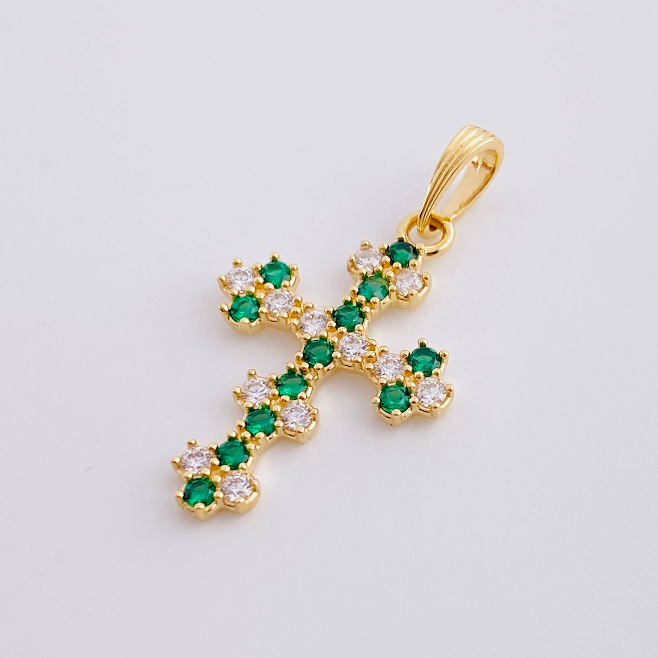 Florentine Cross Pendant 1.75 g / 3/4 in 18K Yellow Gold