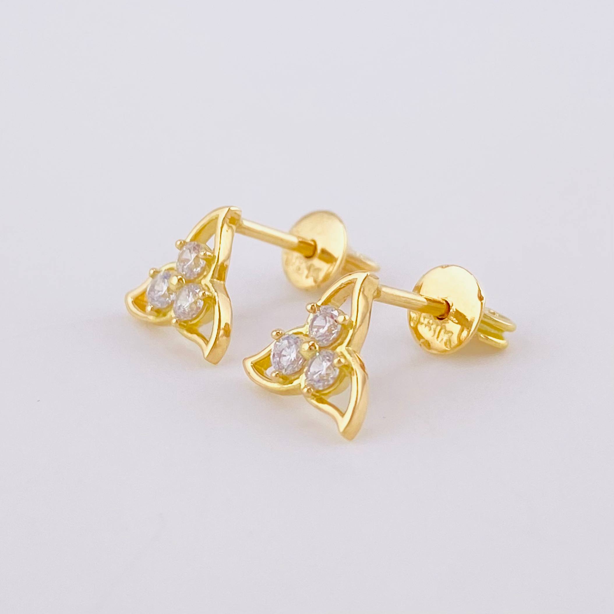 Topos Flor Trillium 1.6 g / in / 8.2 mm Oro Amarillo 18K