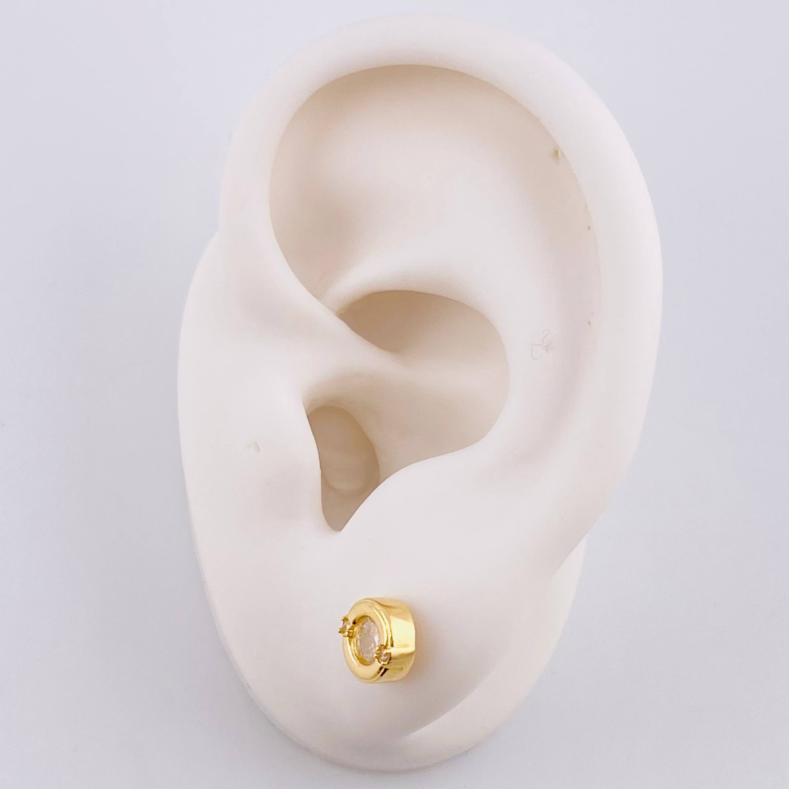 Topos Dona Bisel 2.3 g / in / 6.5 mm Oro Amarillo 18K