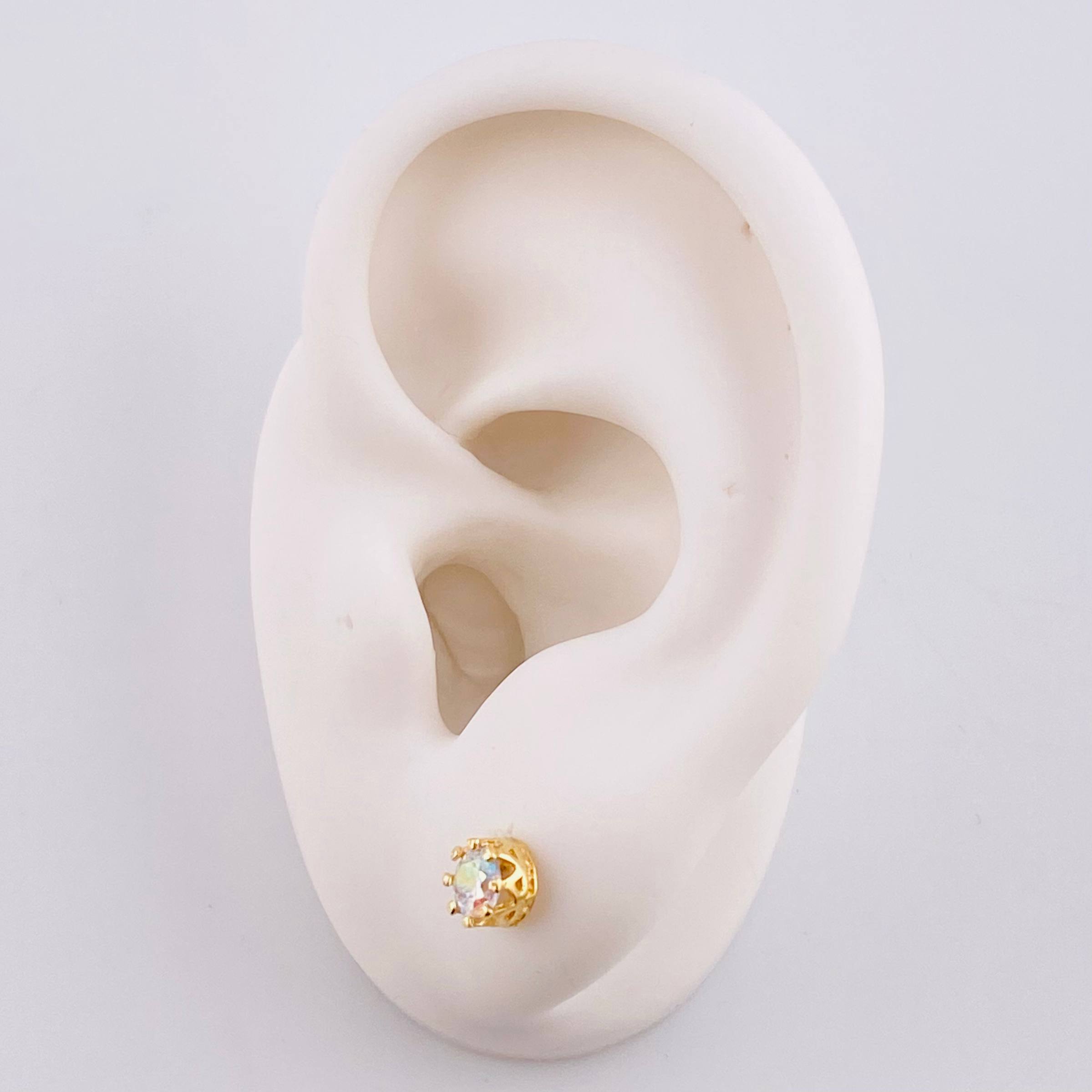 Topos Ocho Garras 1.5 g / in / 5.1 mm Oro Amarillo 18K