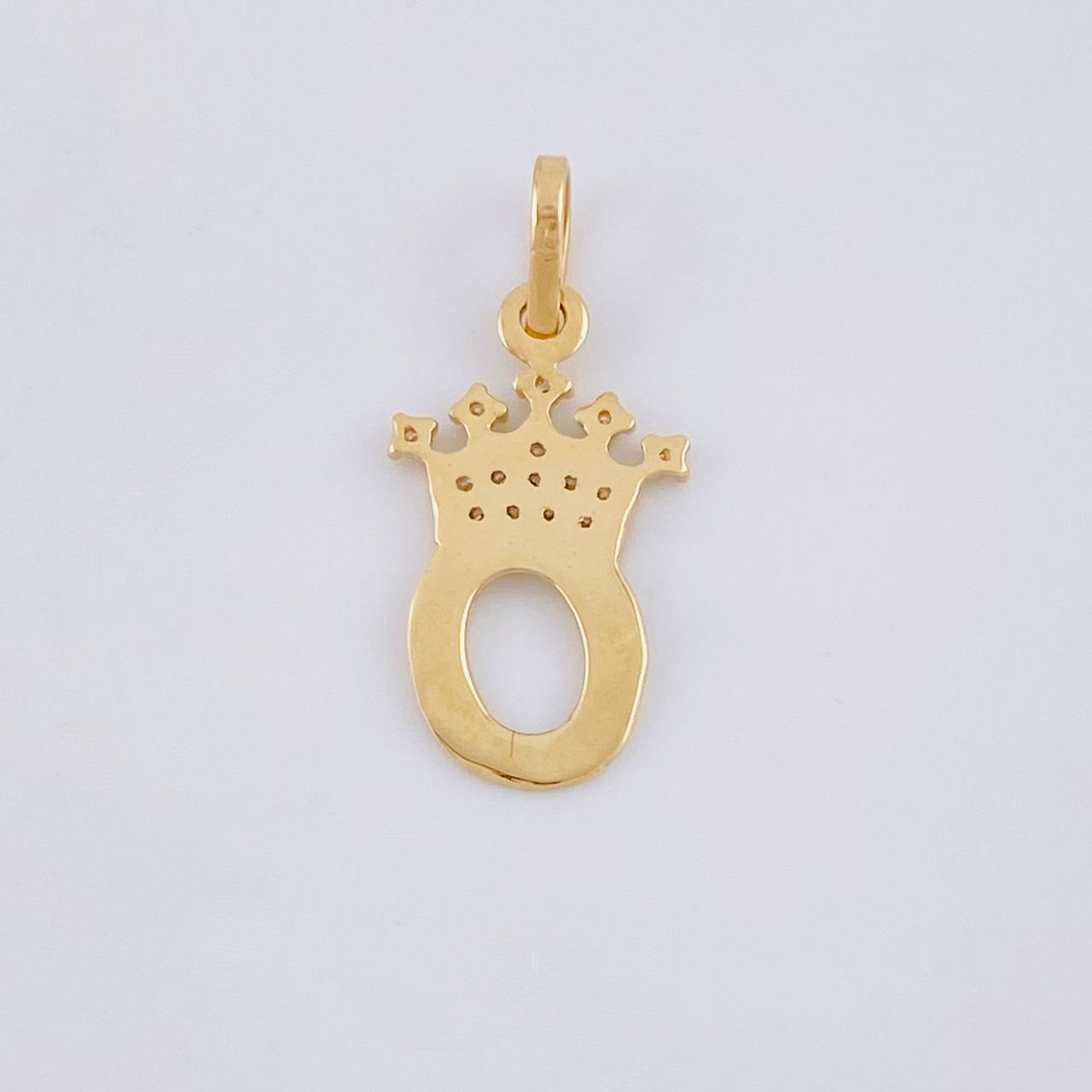 Pendant Letter O Crown 0.75g / 3/4 in Yellow Gold 18K