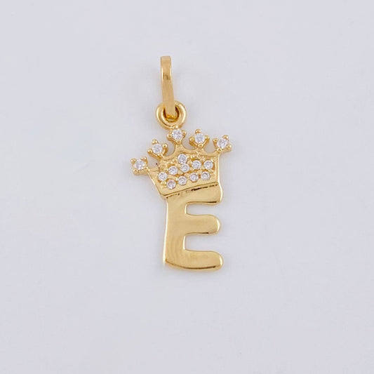 Dije Corona Letra E 0.8 g / 3/4 in Oro Amarillo 18K