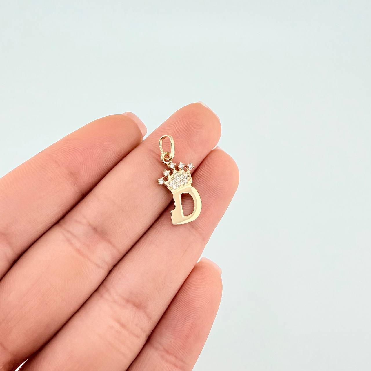 Pendant Letter D Crown 0.7g / 3/4 in Yellow Gold 18K