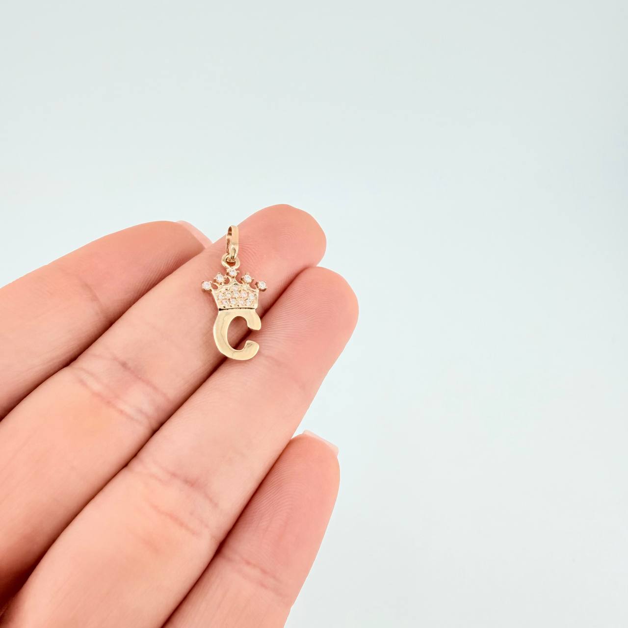 Pendant Crown Letter C 0.7 g / 3/4 in Yellow Gold 18K