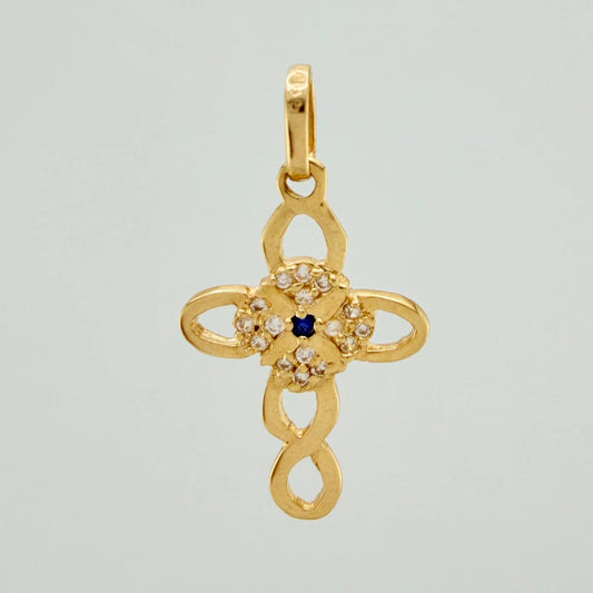 Dije Cruz Flor 1.25gr / 1 in / Oro Amarillo 18K &