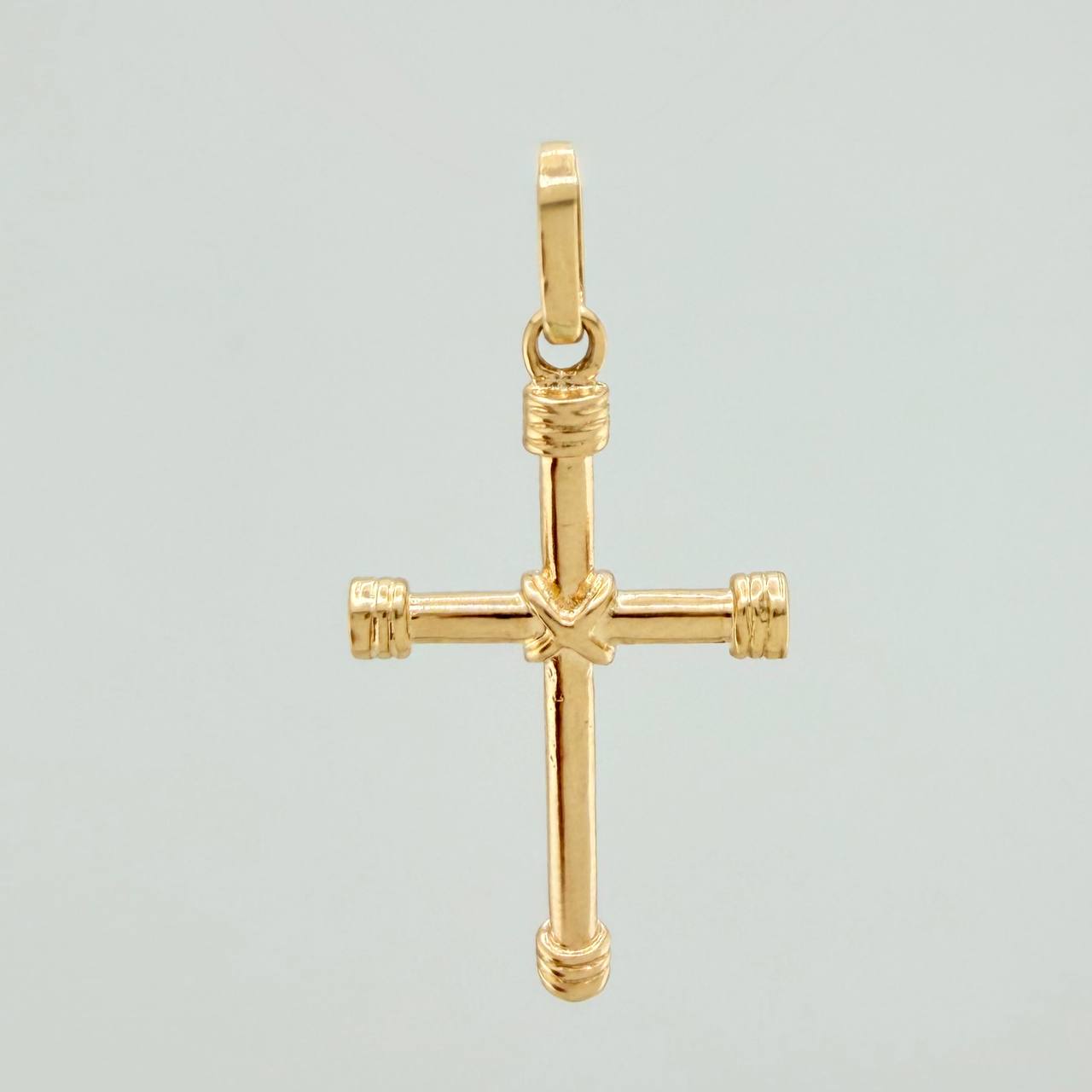 Dije Cruz Penitencia 1.8gr / 1 1/4 in / Oro Amarillo 18K &