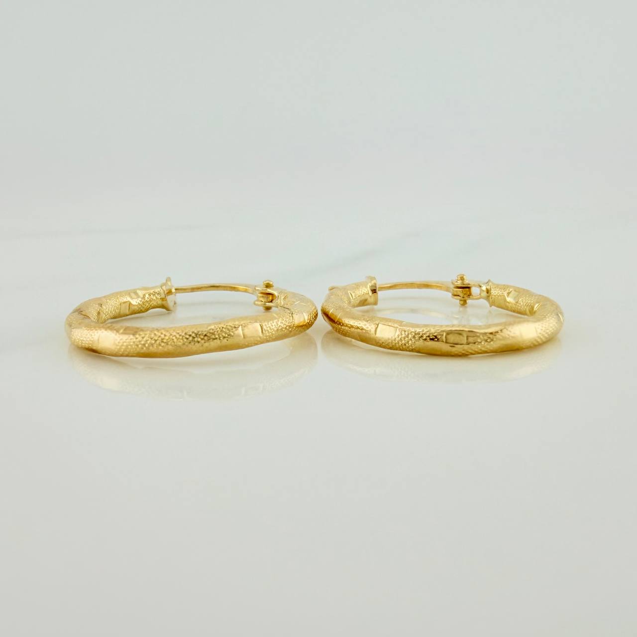 Candongas Sandra 1.4gr / 3/4 in / Oro Amarillo 18K %