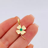 Lucky Flower Pendant Emeralds 12pts 1.3gr / 1 in / 18K Yellow Gold ©