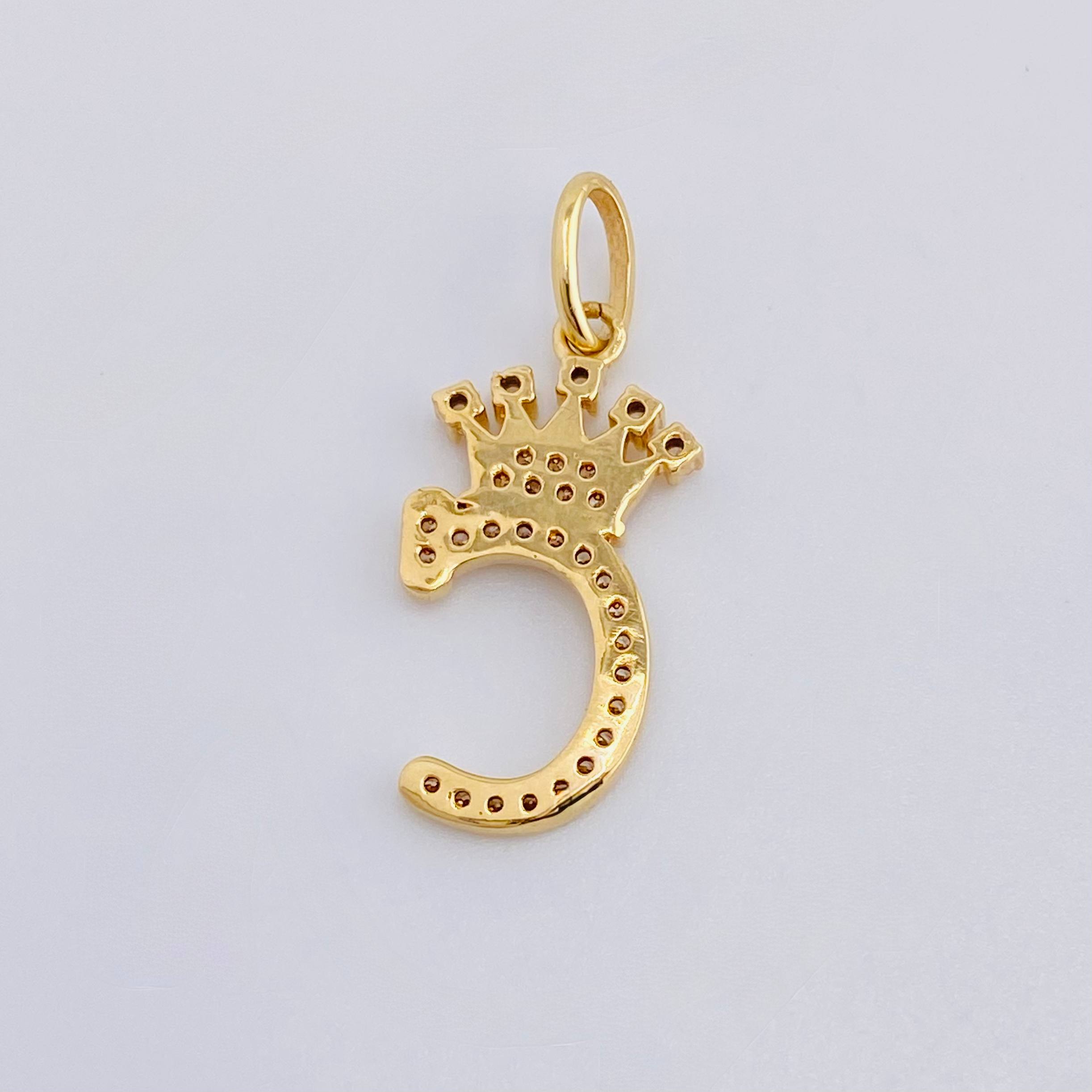 Dije Corona Letra C 1.7 g / 1 in Oro Amarillo 18K