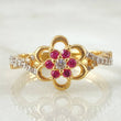 Anillo Flor Entrelazada 3.05gr / T6 1/2 / Dos Oros Amarillo Blanco 18K