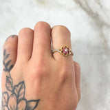 Anillo Flor Entrelazada 3.05gr / T6 1/2 / Dos Oros Amarillo Blanco 18K