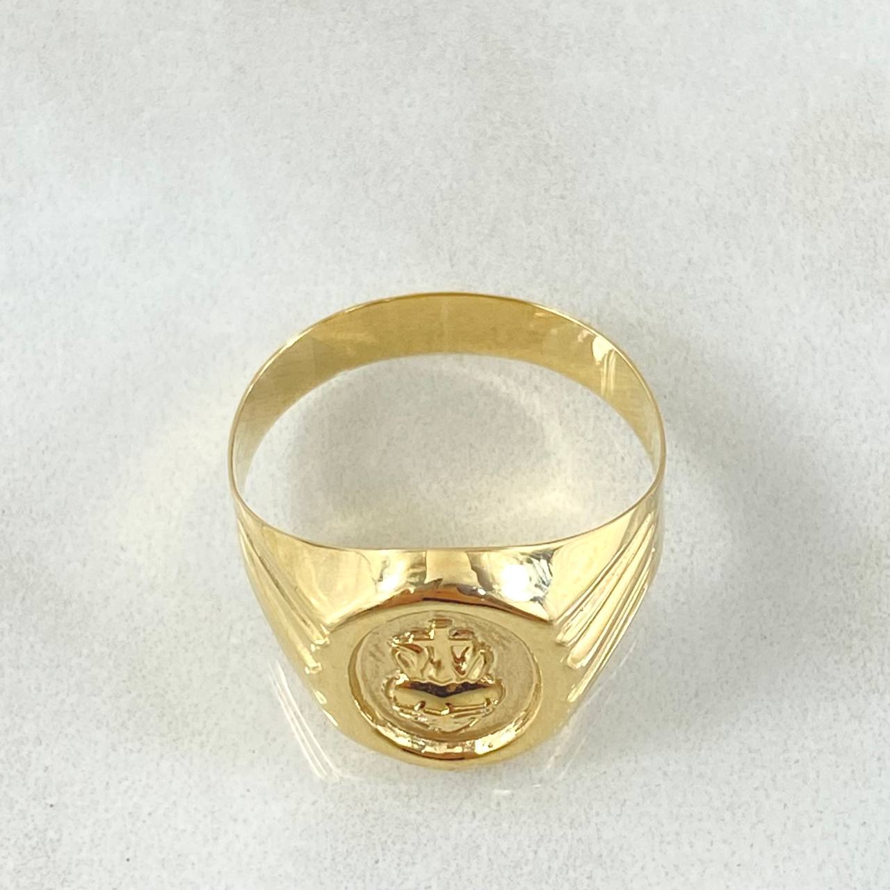 Bloodied Heart Signet Ring 2.45gr / Size 9 1/2 / 18K Yellow Gold