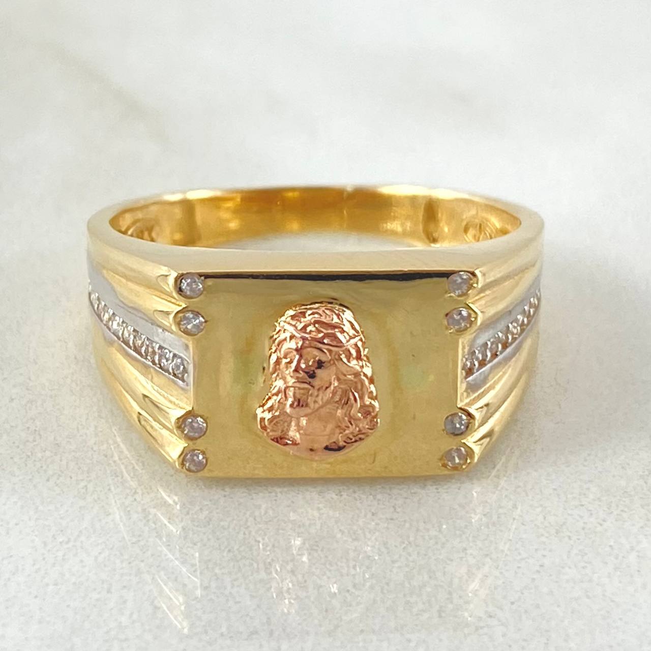 Christ Face Ring 5.2gr / Size 10 / 18K Yellow Gold