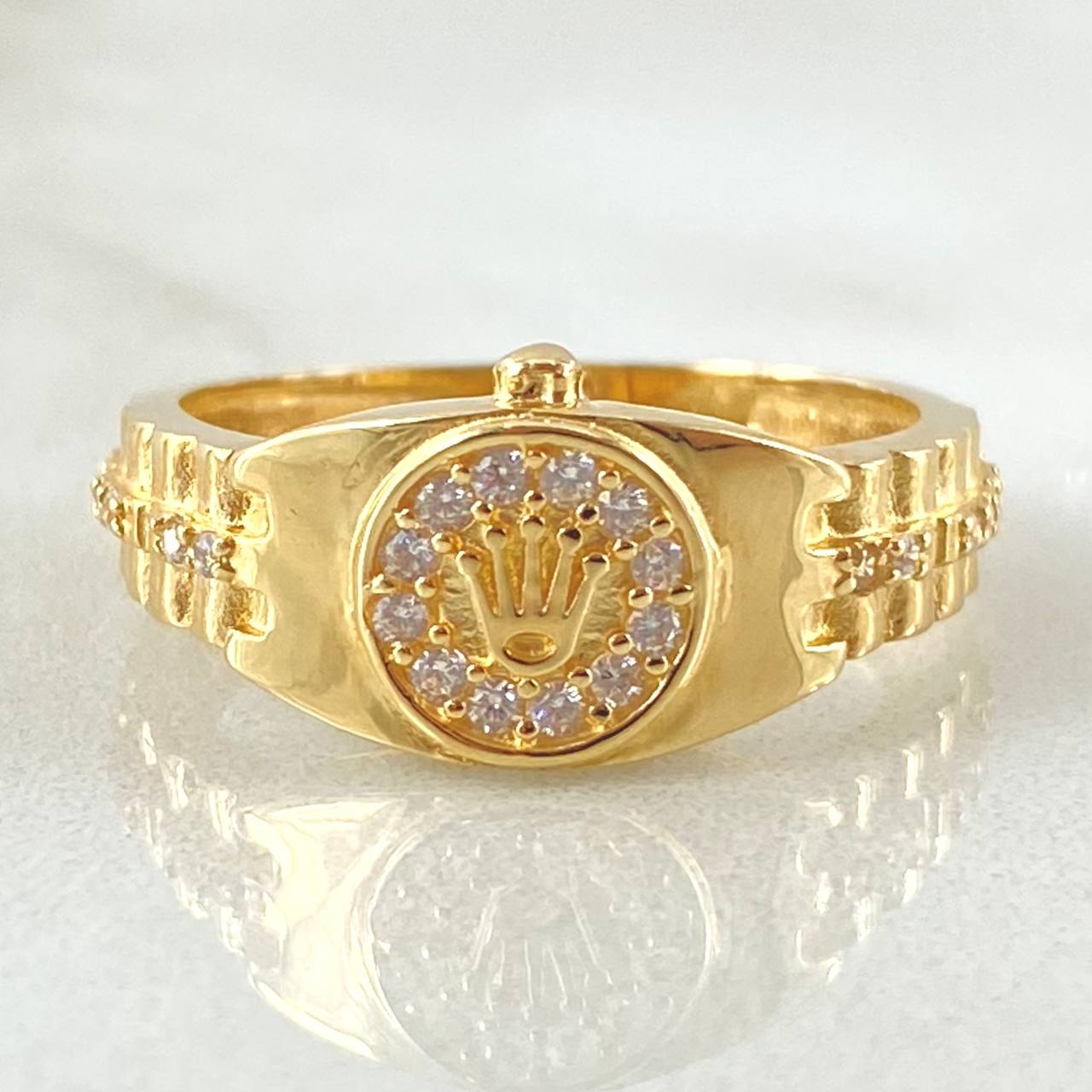 Crown Strap Ring 3.3gr / Size 7 / 18K Yellow Gold