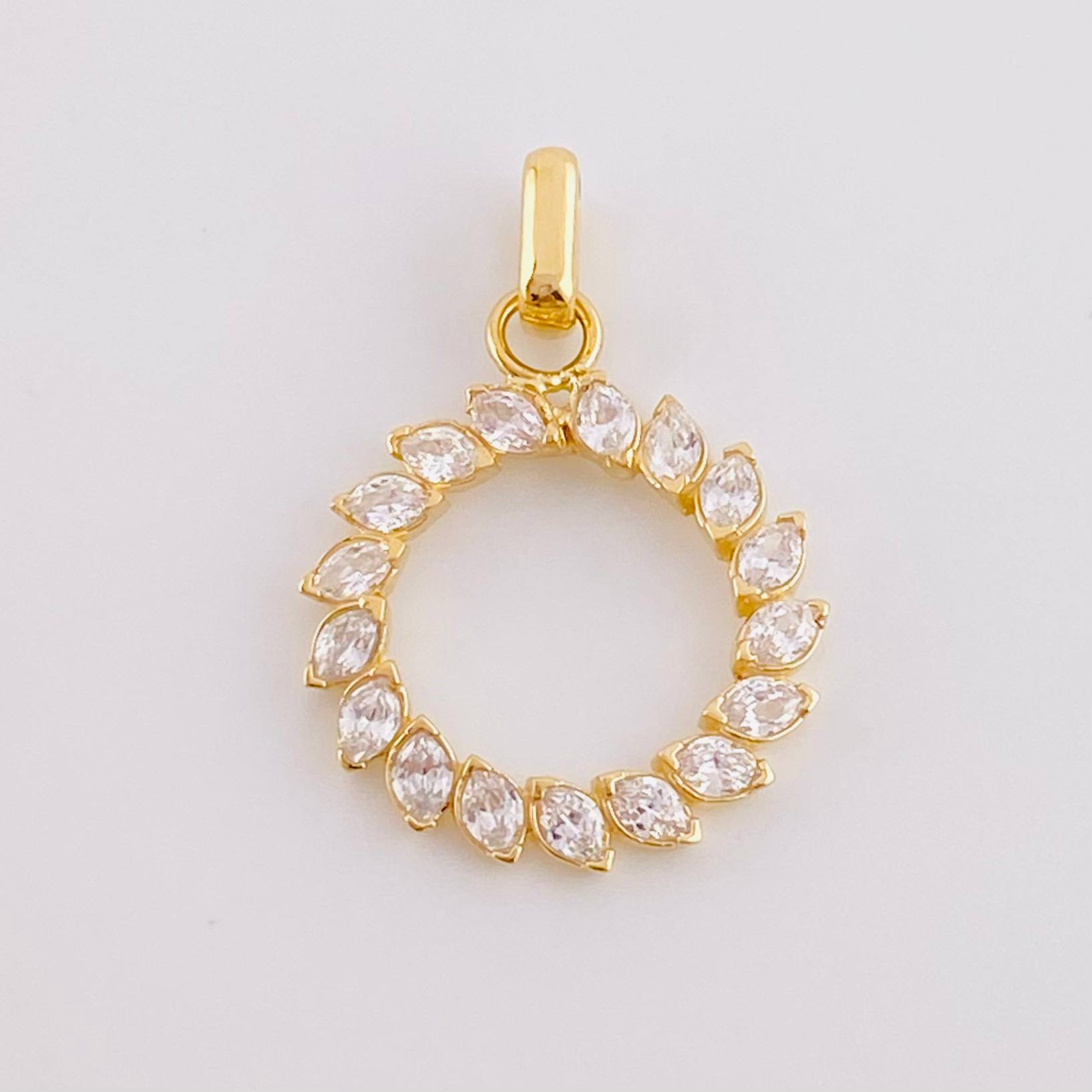 Dragon Tail Pendant 1.85 g / 1 in 18K Yellow Gold