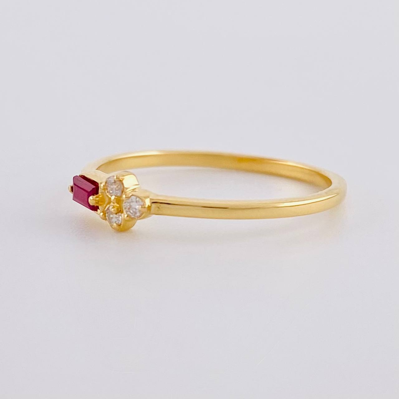 Rectangular Flower Ring Ruby 10pts Diamond 5pts 1.5g / T6 3/4 Yellow Gold 18K