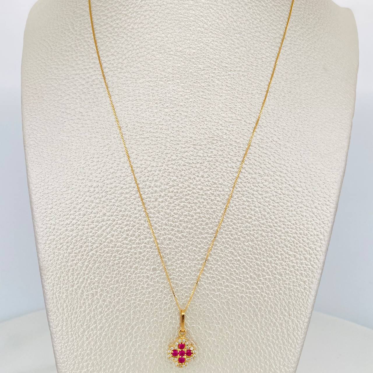 Set Cadena Veneciana + Dije Trebol / 2.15 g / 17 3/4 in Oro Amarillo 18K