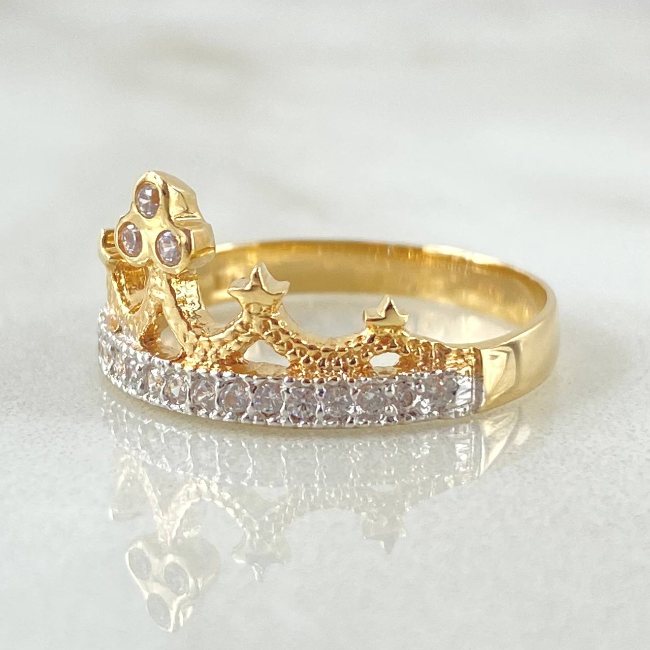 Anillo Corona Estrellada 2.95gr / T7 / Oro Amarillo 18K*