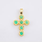 Dije Crúz Mini Aros Esmeraldas 26pts 1.1gr / 3/4 in / Oro Amarillo 18K ©