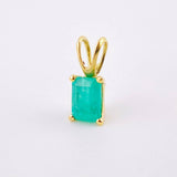 Dije Rectangulo Esmeralda 1 Qts 1.05gr / 1/2 in / Oro Amarillo 18K ©