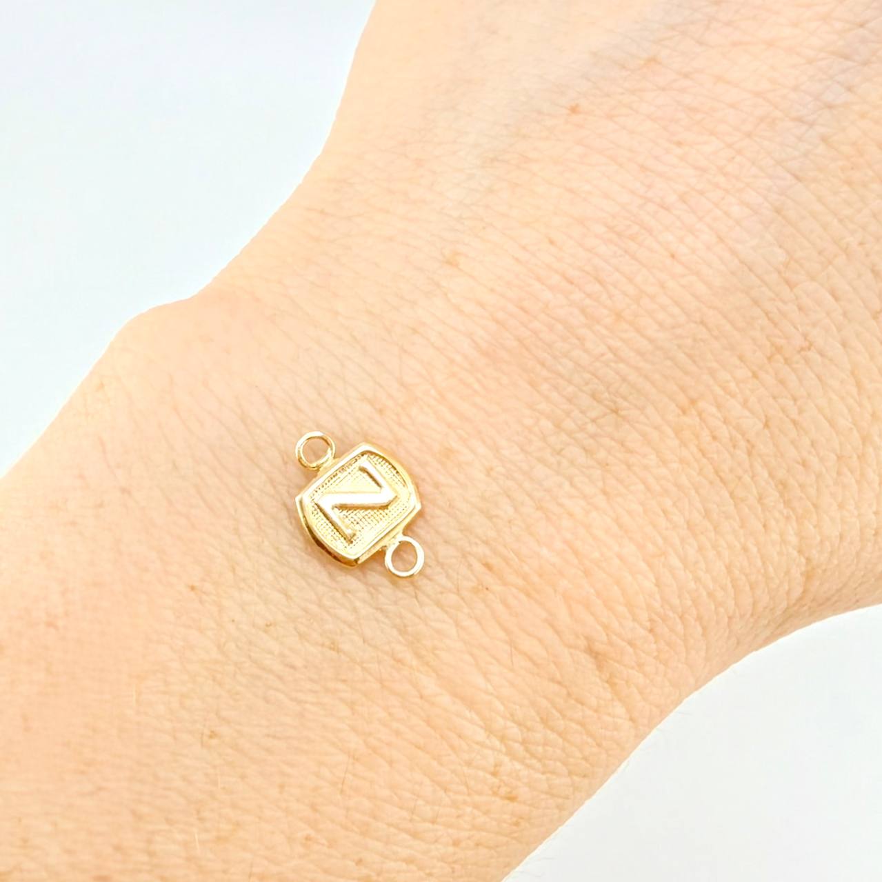 Herraje Letra Z 0.3 g / 1/2 in Oro Amarillo 18K