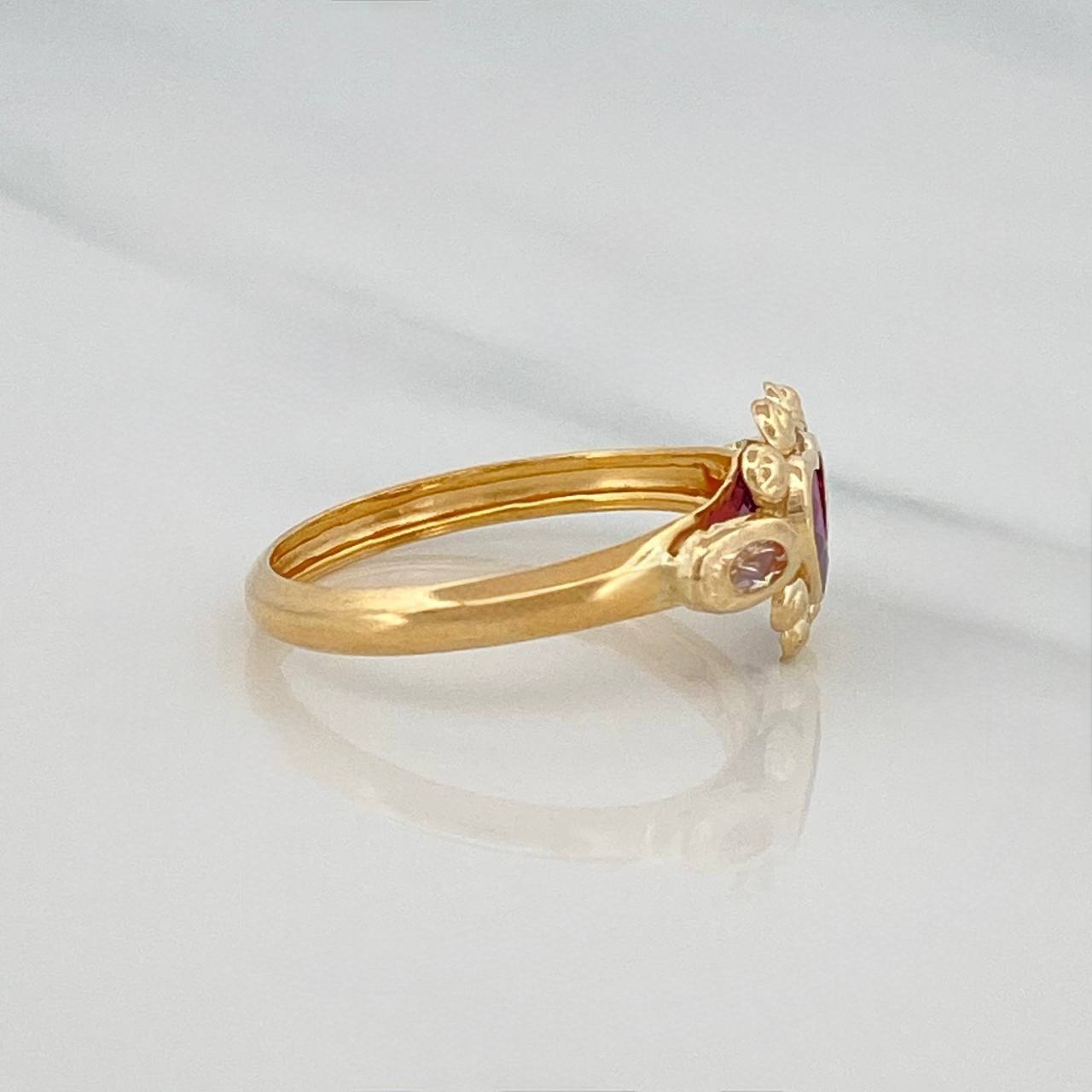 Heart Ring 1.7 g / T8 1/2 Yellow Gold 18K