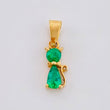 Dije Gato Esmeraldas 28pts 0.6gr / 1/2 in / Oro Amarillo 18K ©