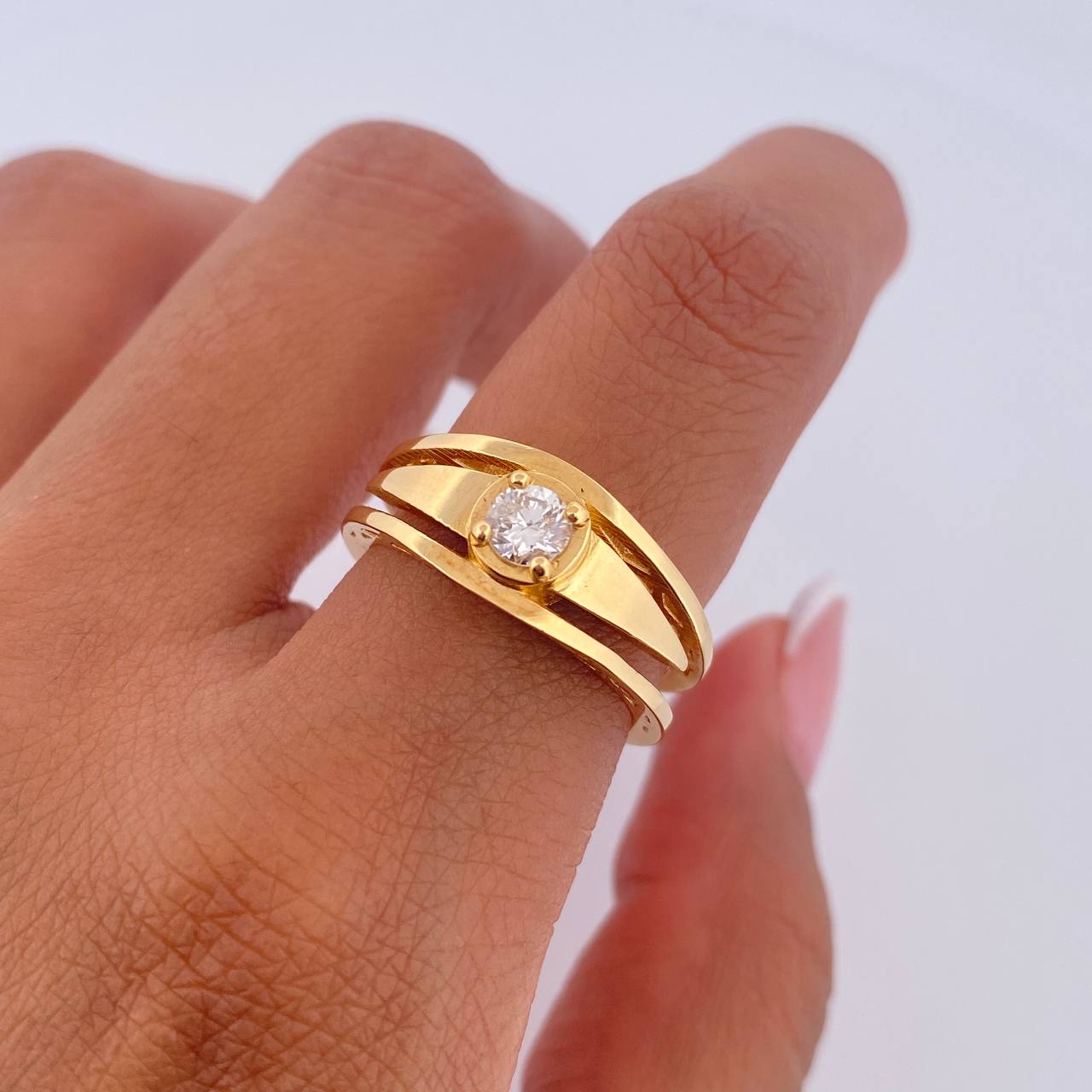 Three Line Ring 5.45gr / T6 / Diamond 28pts Yellow Gold (Jewel) $