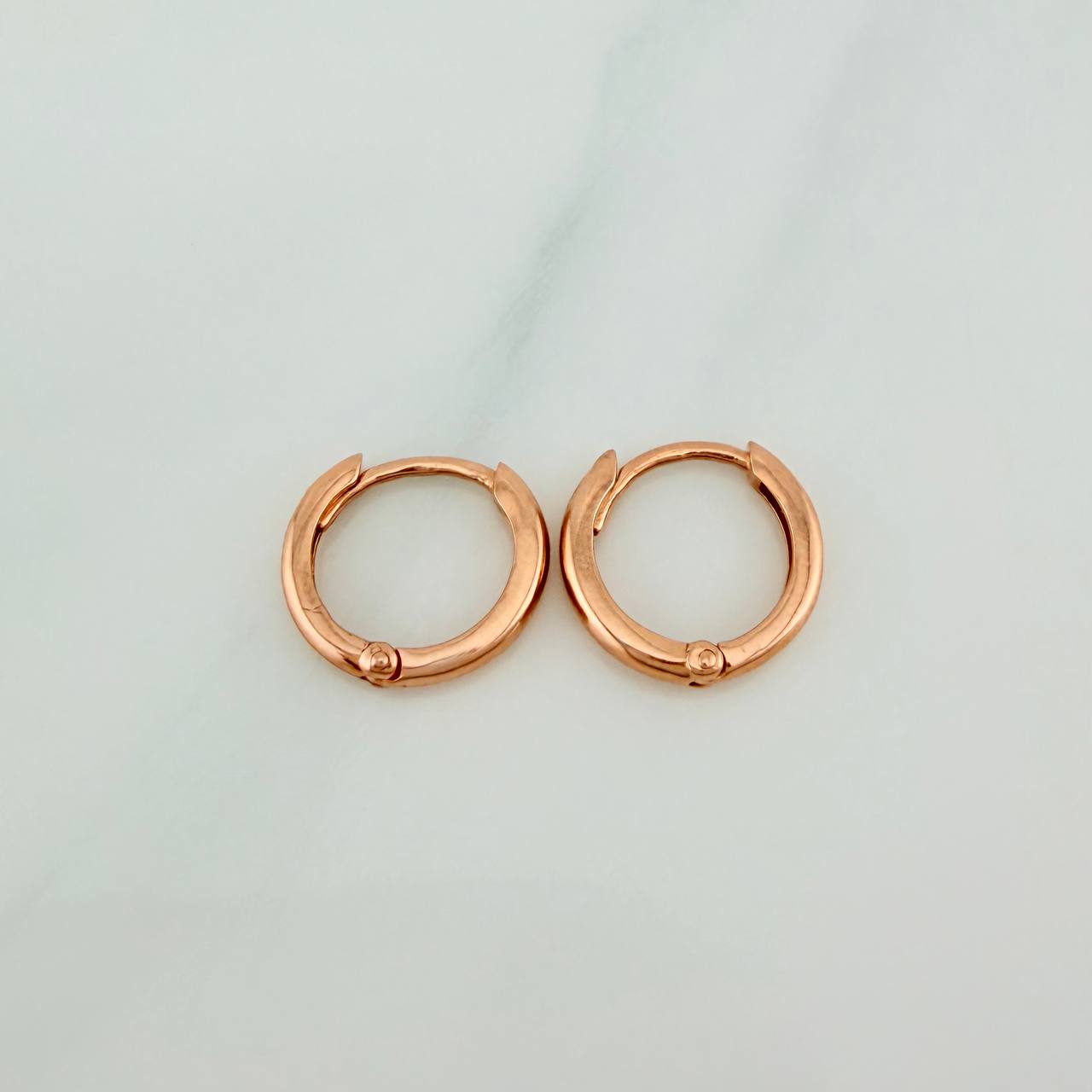Candongas Aro Liso 1.6gr / 1/2 in / Oro Rosa 18K &