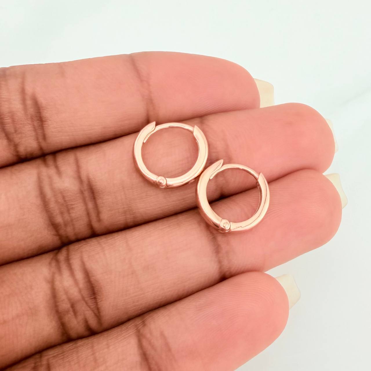 Candongas Aro Liso 1.6gr / 1/2 in / Oro Rosa 18K &