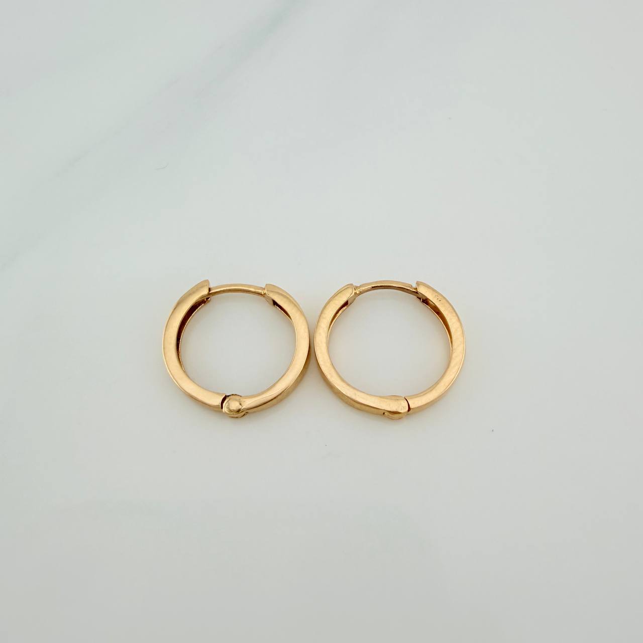 Candongas Carril 1.45gr / 1/2 in / Oro Amarillo 18K %
