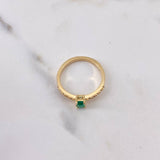 Solitaire Ring Churumbela 2.6gr / Size 6 1/4 / Emerald 59 Pts Diamond 20 Pts 18K Yellow Gold (Jewelry) &