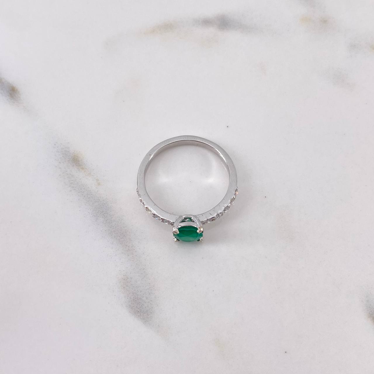 Ring Solitaire Churumbela 2.35gr / Size 6 1/2 / Emerald 49 Pts Diamond 30 Pts 18K White Gold (Jewel) &