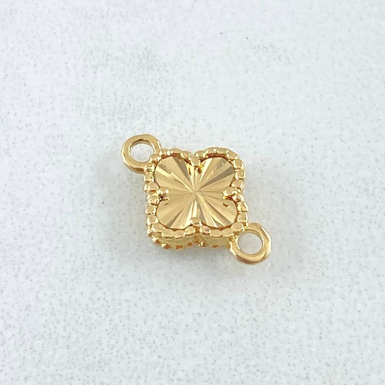 Herraje Trebol Dorado 0.8gr / 1.3cm / Oro Amarillo Nac.Esp. 18K