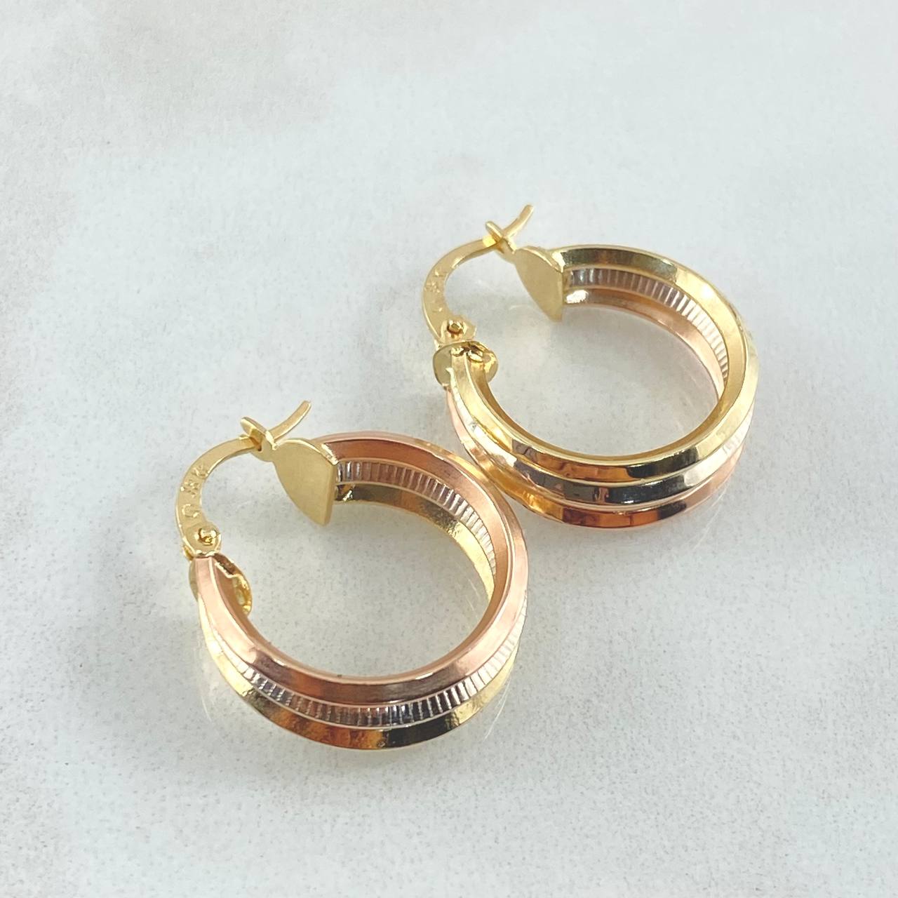 Hoop Earrings Aleja 2.4gr / 2.3cm / Three 18K Golds