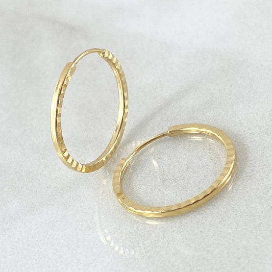Candongas Aro Rayado 0.95 g / 3/4 in Oro Amarillo 18K