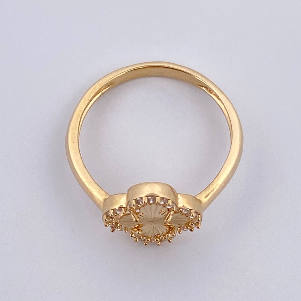 Clover Ring 2.4gr / Size 7 / 18K Yellow Gold Nac.Esp. &