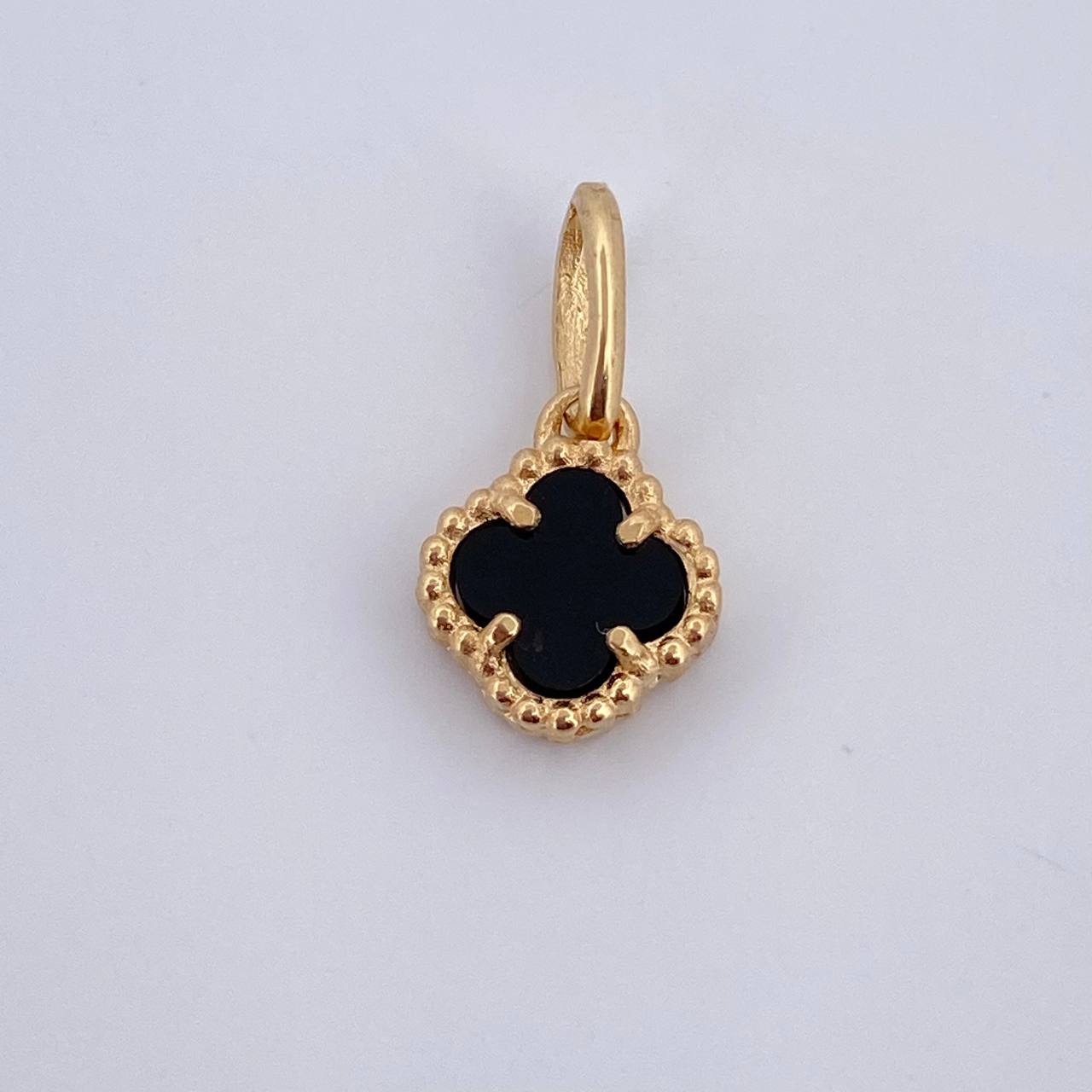 Clover Pendant 0.95gr / 1.5cm / 18K Yellow Gold Nac.Esp.