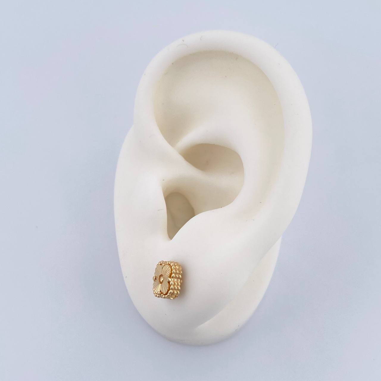 Clover Stud Earrings Center 1.8gr / 18K Yellow Gold Nac.Esp.