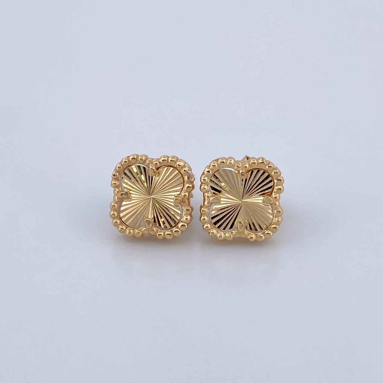 Clover Stud Earrings 2.6gr / Yellow Gold Nac.Esp. 18K &