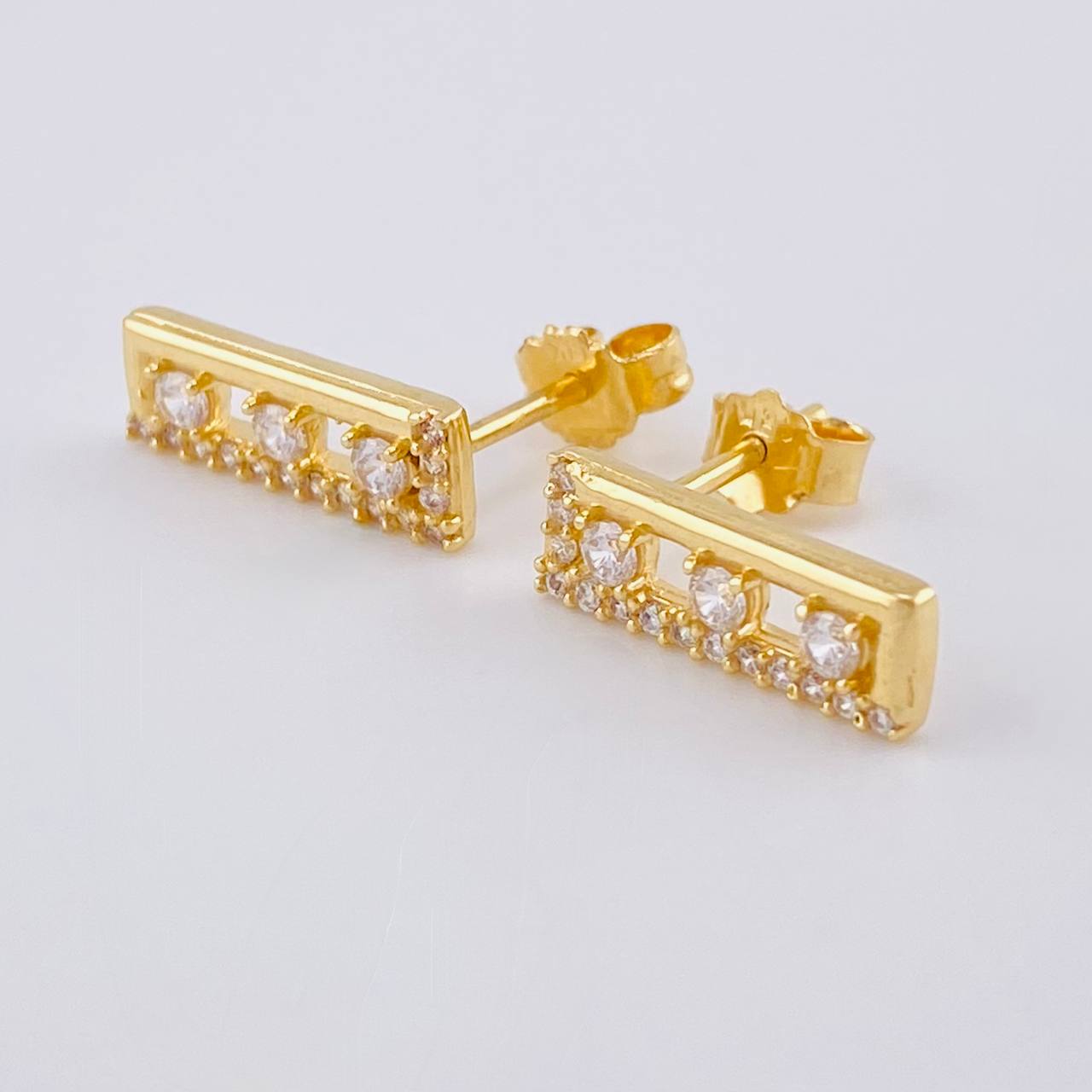 Stud Earrings Casete Tupidos Partial 2.2 g / 1/2 in 18K Yellow Gold