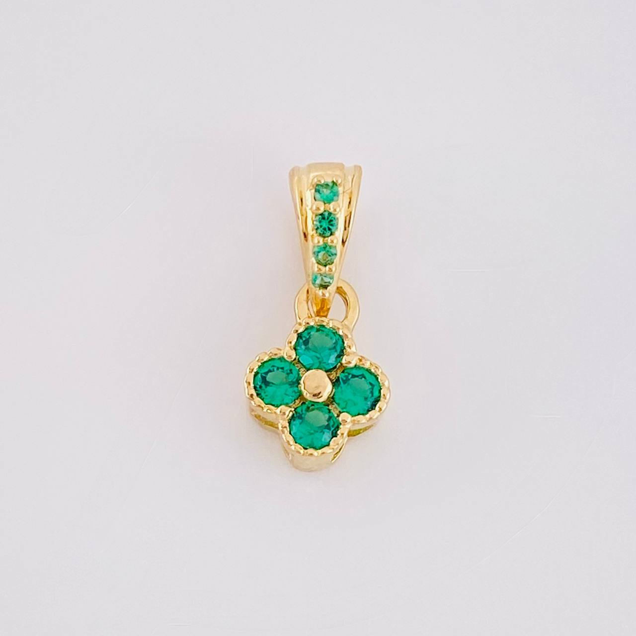 Topos Set Trebol 2.1g / in / 5.2mm Oro Amarillo 18K