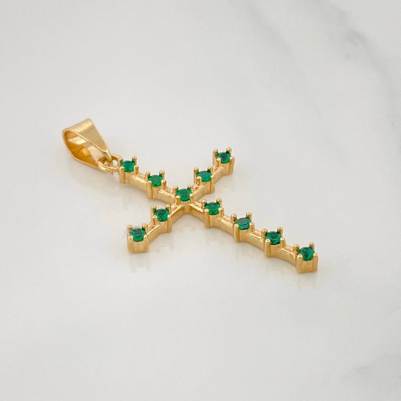 Pendant Cross 2.4 g / 1 1/2 in Yellow Gold 18K
